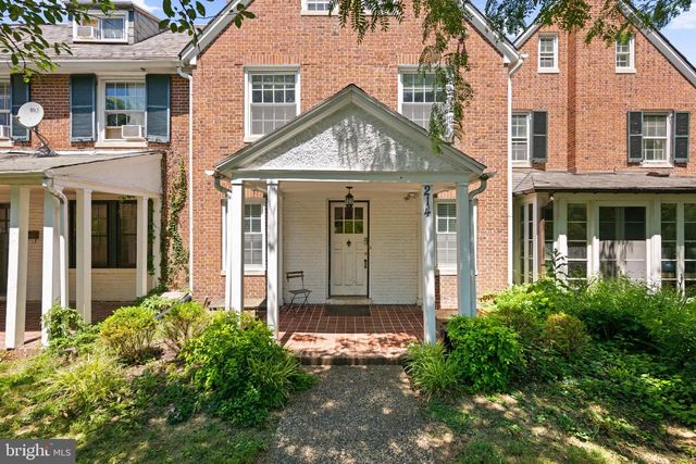 214 E UNIVERSITY PKWY, Baltimore, MD 21218