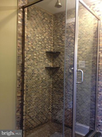 214 E UNIVERSITY PKWY, Baltimore, MD 21218