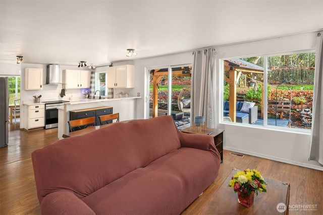 14436 Mockingbird Drive NW, Silverdale, WA 98383