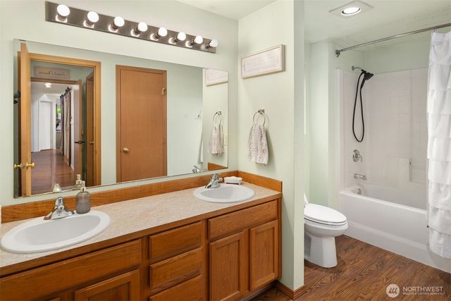 14436 Mockingbird Drive NW, Silverdale, WA 98383