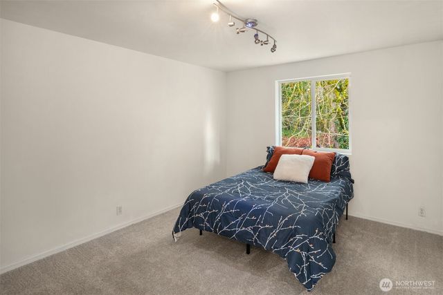 14436 Mockingbird Drive NW, Silverdale, WA 98383