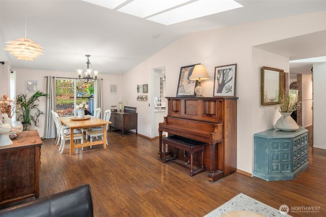 14436 Mockingbird Drive NW, Silverdale, WA 98383