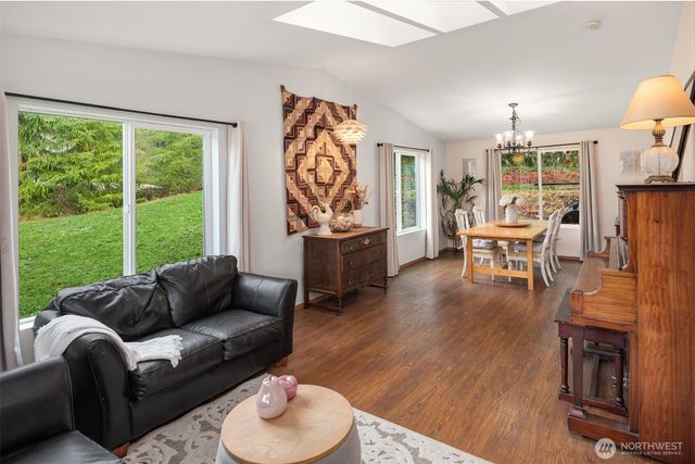 14436 Mockingbird Drive NW, Silverdale, WA 98383