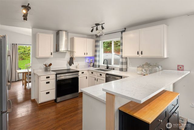 14436 Mockingbird Drive NW, Silverdale, WA 98383