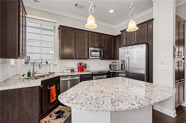 1008 Moorewood Lane SE, Smyrna, GA 30080