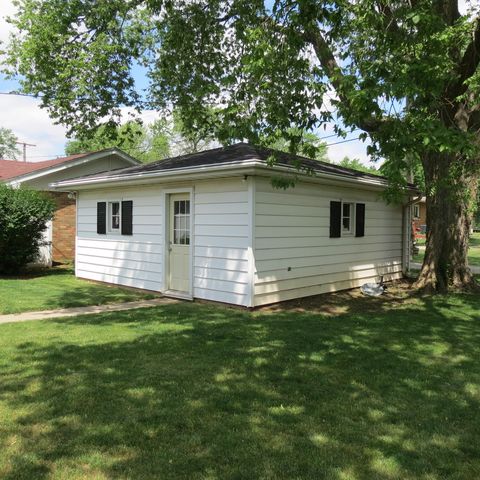 206 Vermont Street, Momence, IL 60954