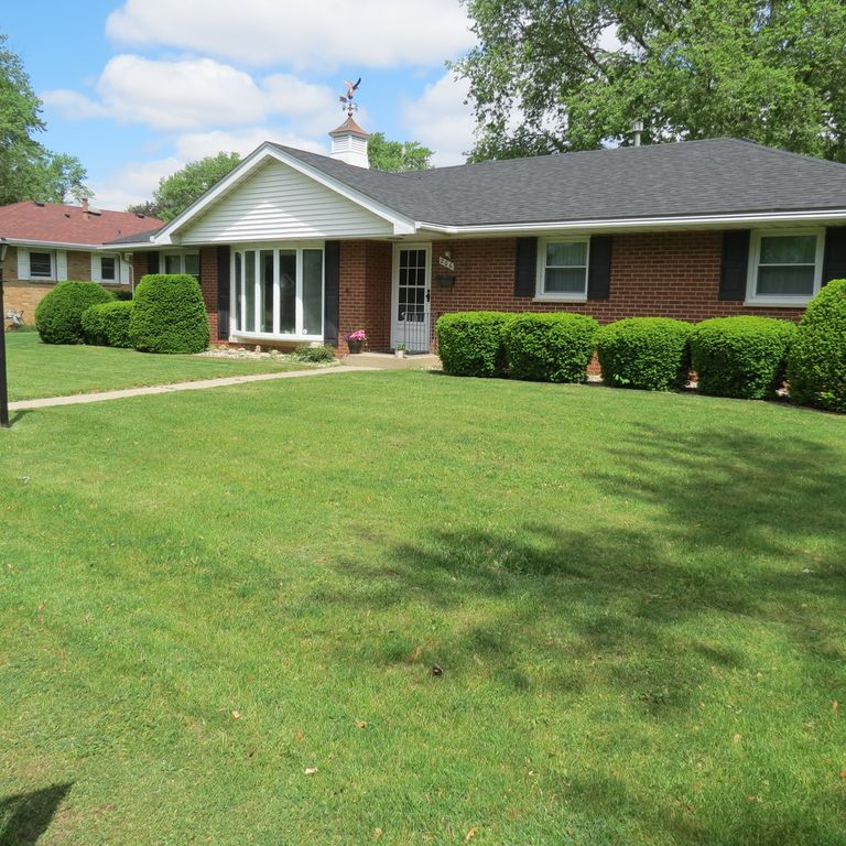 206 Vermont Street, Momence, IL 60954