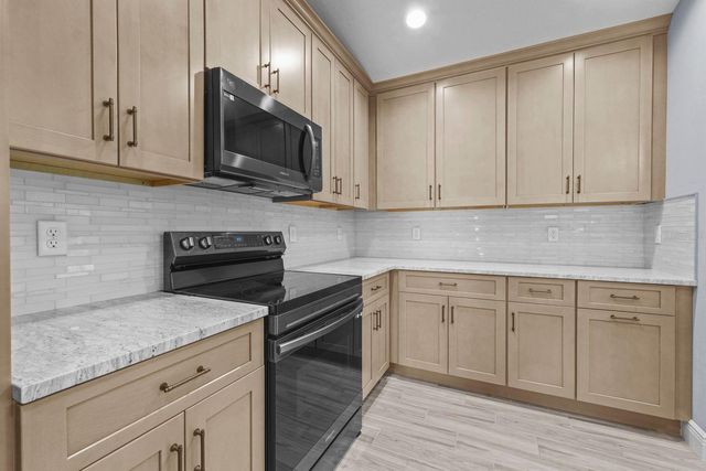 13218 BARNEVELDE RD, Weeki Wachee, FL 34614