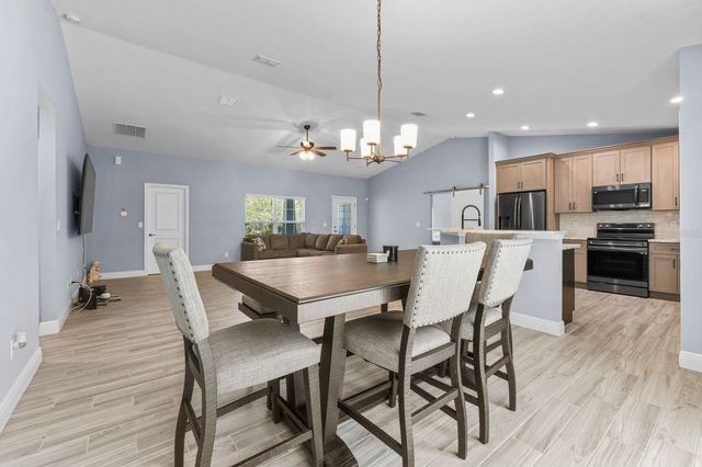 13218 BARNEVELDE RD, Weeki Wachee, FL 34614