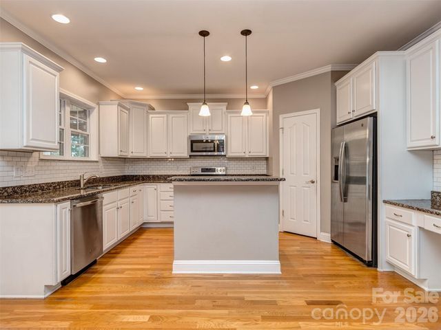 6167 Four Wood Drive, Matthews, NC 28104