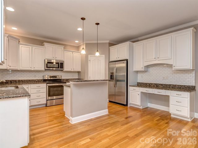 6167 Four Wood Drive, Matthews, NC 28104