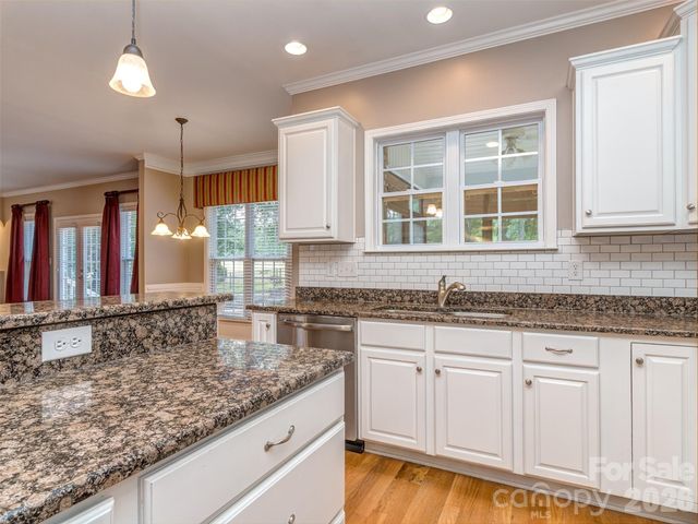 6167 Four Wood Drive, Matthews, NC 28104