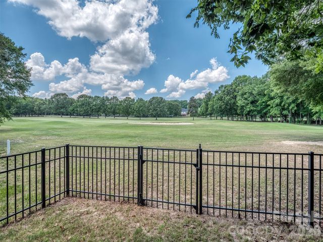 6167 Four Wood Drive, Matthews, NC 28104