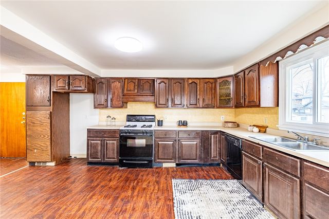 613 Augustine Street, Rochester, NY 14613