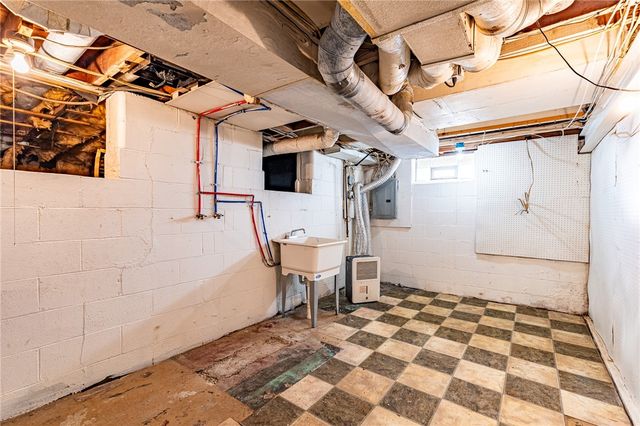 613 Augustine Street, Rochester, NY 14613