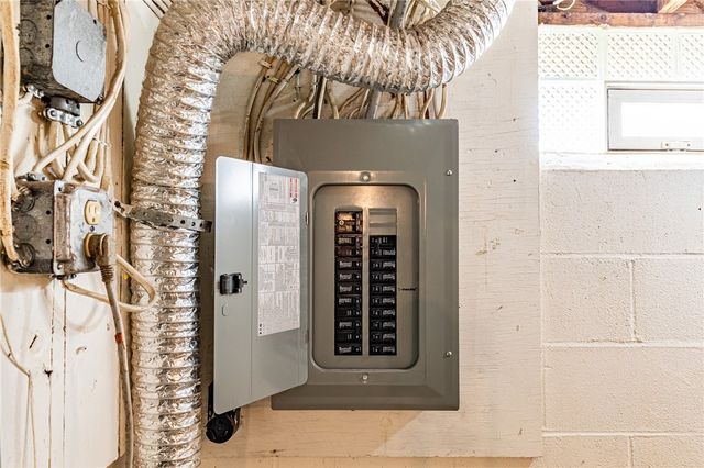 613 Augustine Street, Rochester, NY 14613