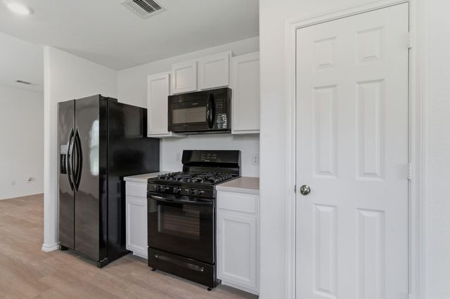 11138 N Lake Mist Lane, Willis, TX 77318