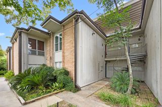 8211 Katy Freeway 42, Houston, TX 77024