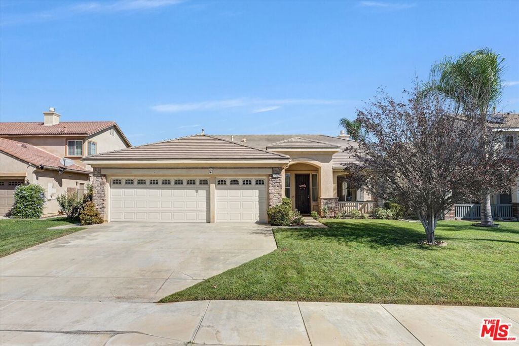 25832 Boulder Rock Place, Menifee, CA 92585 — photo 2