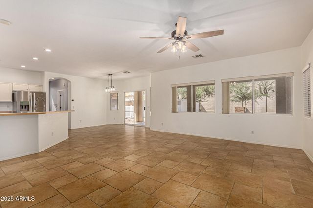 8382 W MARY ANN Drive, Peoria, AZ 85382