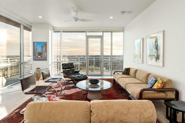 222 West Ave 2201, Austin, TX 78701