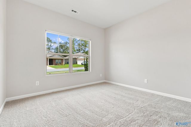 133 Rolling Green Drive, New Market, AL 35761