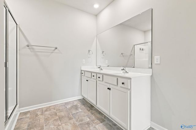 133 Rolling Green Drive, New Market, AL 35761