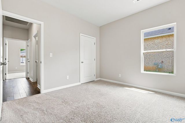 133 Rolling Green Drive, New Market, AL 35761