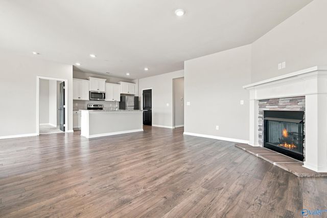133 Rolling Green Drive, New Market, AL 35761