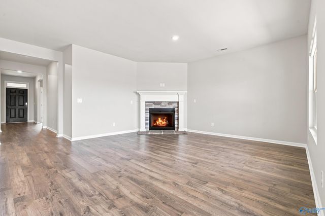 133 Rolling Green Drive, New Market, AL 35761