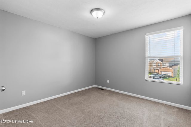 11703 Chandler Ct, Louisville, KY 40299