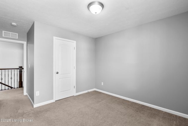 11703 Chandler Ct, Louisville, KY 40299