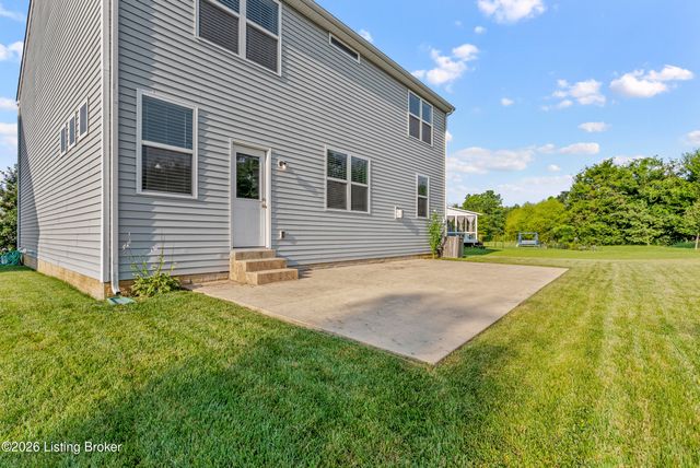 11703 Chandler Ct, Louisville, KY 40299