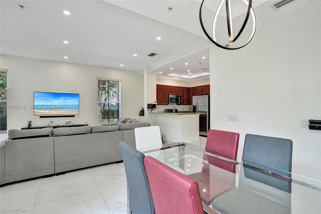 4760 Mimosa Place 1001, Coconut Creek, FL 33073