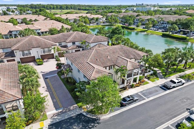 4760 Mimosa Place 1001, Coconut Creek, FL 33073