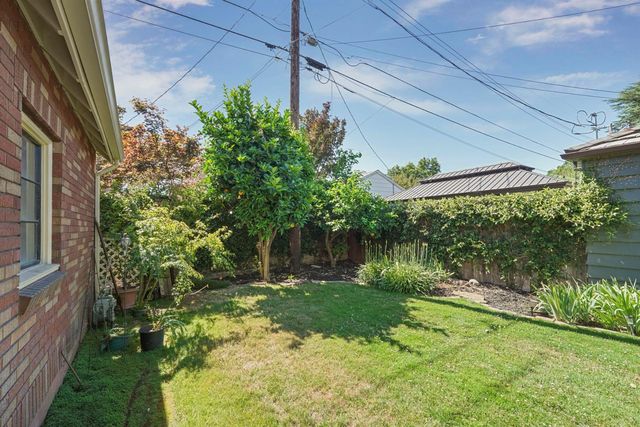 149 S Orange Ave, Lodi, CA 95240