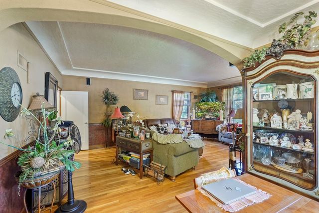 149 S Orange Ave, Lodi, CA 95240