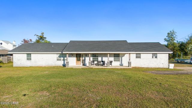 1037 N Bay Drive, Lynn Haven, FL 32444