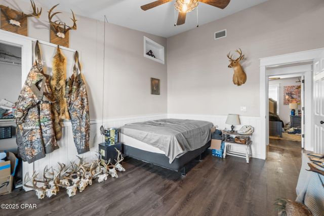 1037 N Bay Drive, Lynn Haven, FL 32444