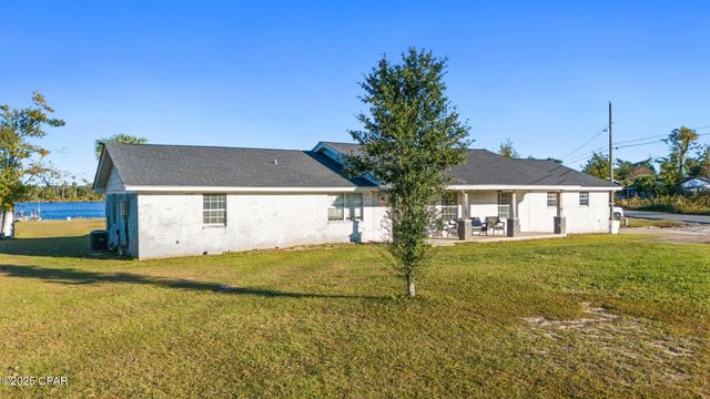 1037 N Bay Drive, Lynn Haven, FL 32444