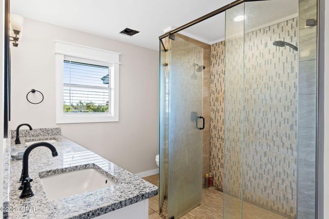 1037 N Bay Drive, Lynn Haven, FL 32444