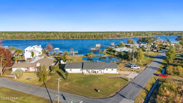 1037 N Bay Drive, Lynn Haven, FL 32444