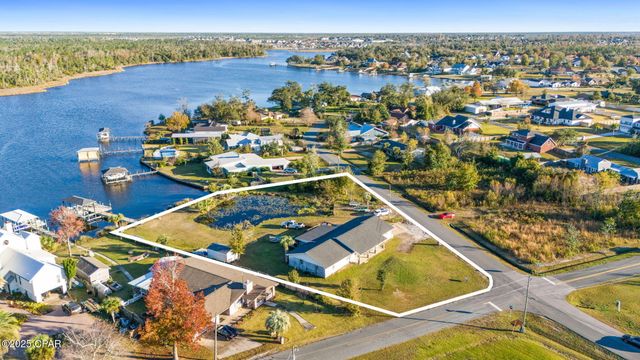 1037 N Bay Drive, Lynn Haven, FL 32444