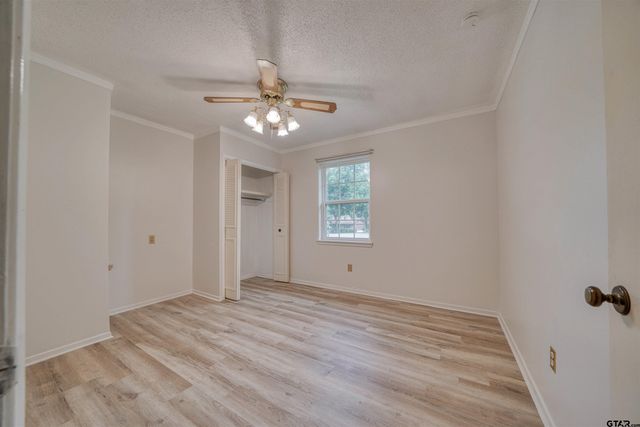 13490 Choctaw Dr, Tyler, TX 75709