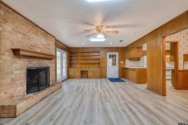13490 Choctaw Dr, Tyler, TX 75709