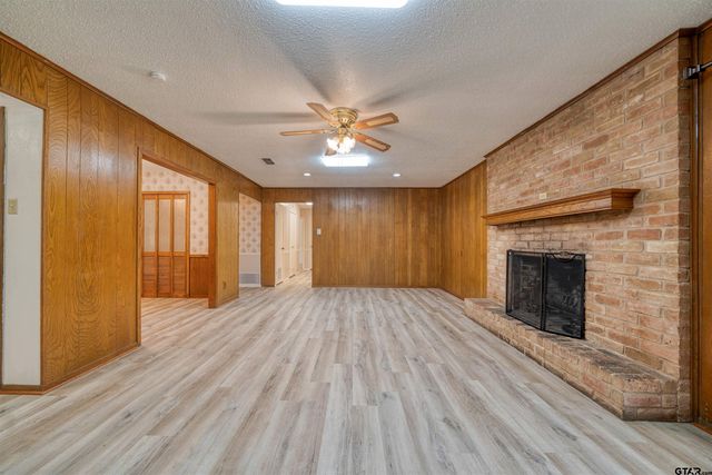 13490 Choctaw Dr, Tyler, TX 75709