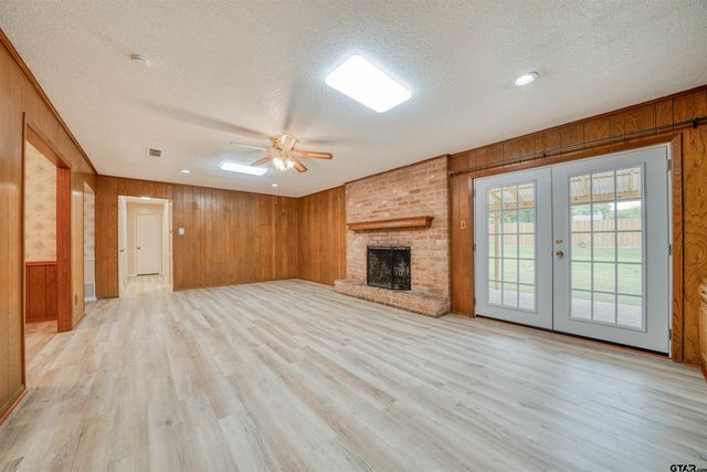 13490 Choctaw Dr, Tyler, TX 75709