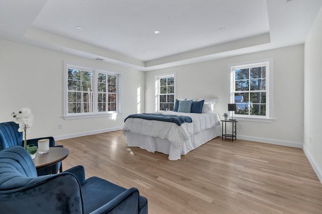 25 Columbine Rd, Rehoboth, MA 02769