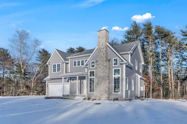 25 Columbine Rd, Rehoboth, MA 02769