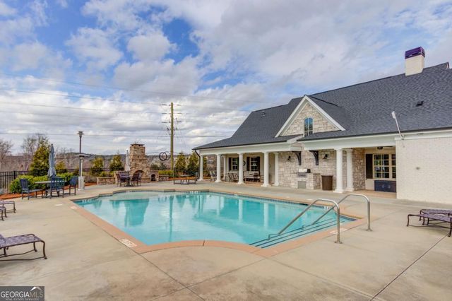 5630 Overlook Club Circle, Suwanee, GA 30024